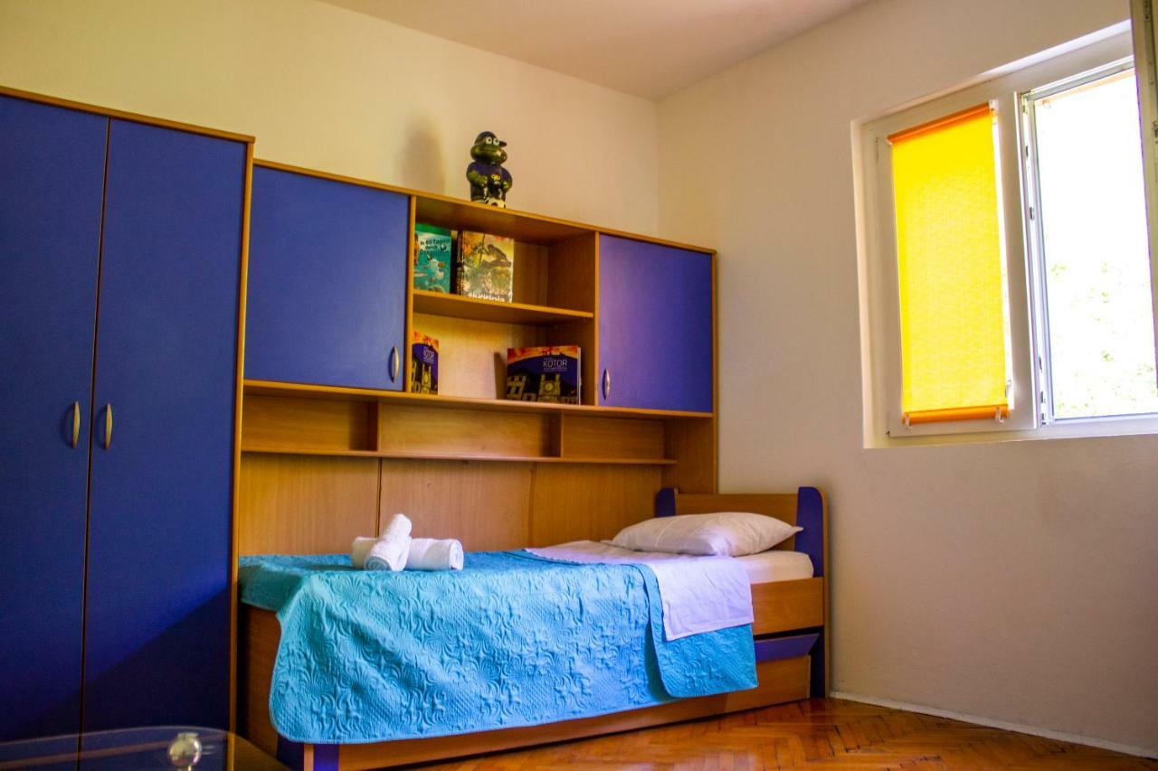Apartments Rustic Cattaro Esterno foto